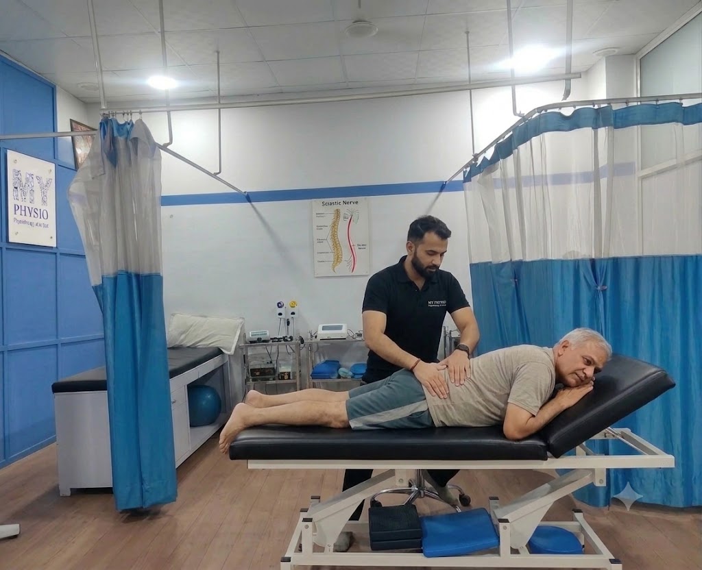 Sciatica Pain: Can Physiotherapy Really Help? An Expert Answers